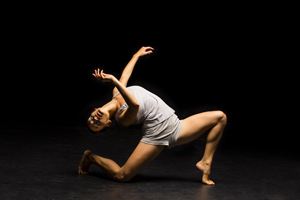 Hubbard Street Dancer Adrienne Lipson. Photo by Todd Rosenberg.