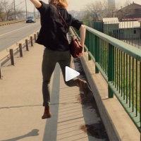 While on tour in Serbia, Alice Klock filmed Emilie Leriche engaging in some pretty daring #parkour.