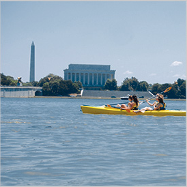 Kayaks on Potomac