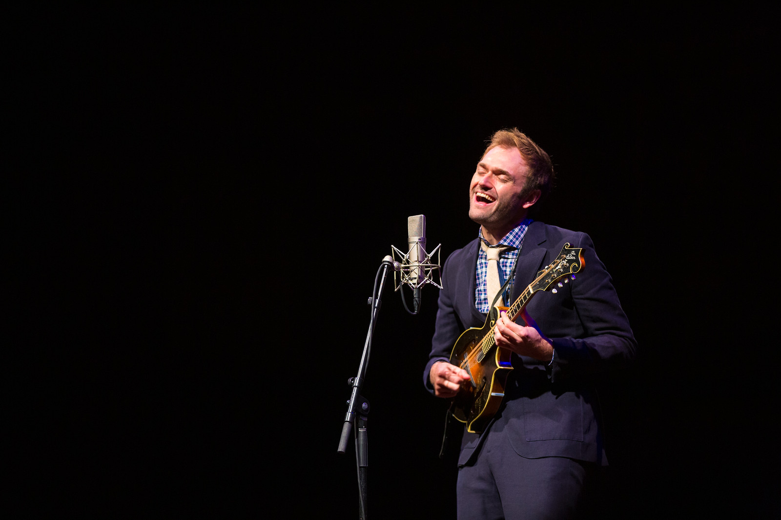 October 10, 2013. Chris Thile playing a solo set at Sanders Theater in Cambridge, MA presented by the Celebrity Series of Boston. He performed J.S. Bach’s partitas and sonatas while exploring his own compositions and contemporary music. Photo by Robert Torres.