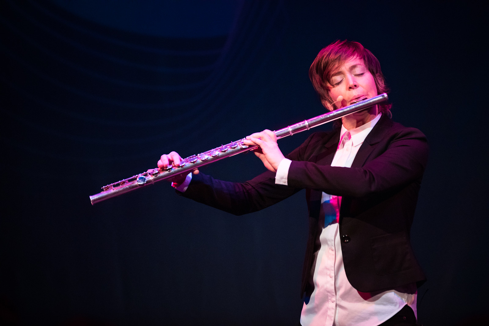 American flutist, arts entrepreneur, and 2012 MacArthur Fellow, Claire Chase playing the flute at Stave Sessions 2018