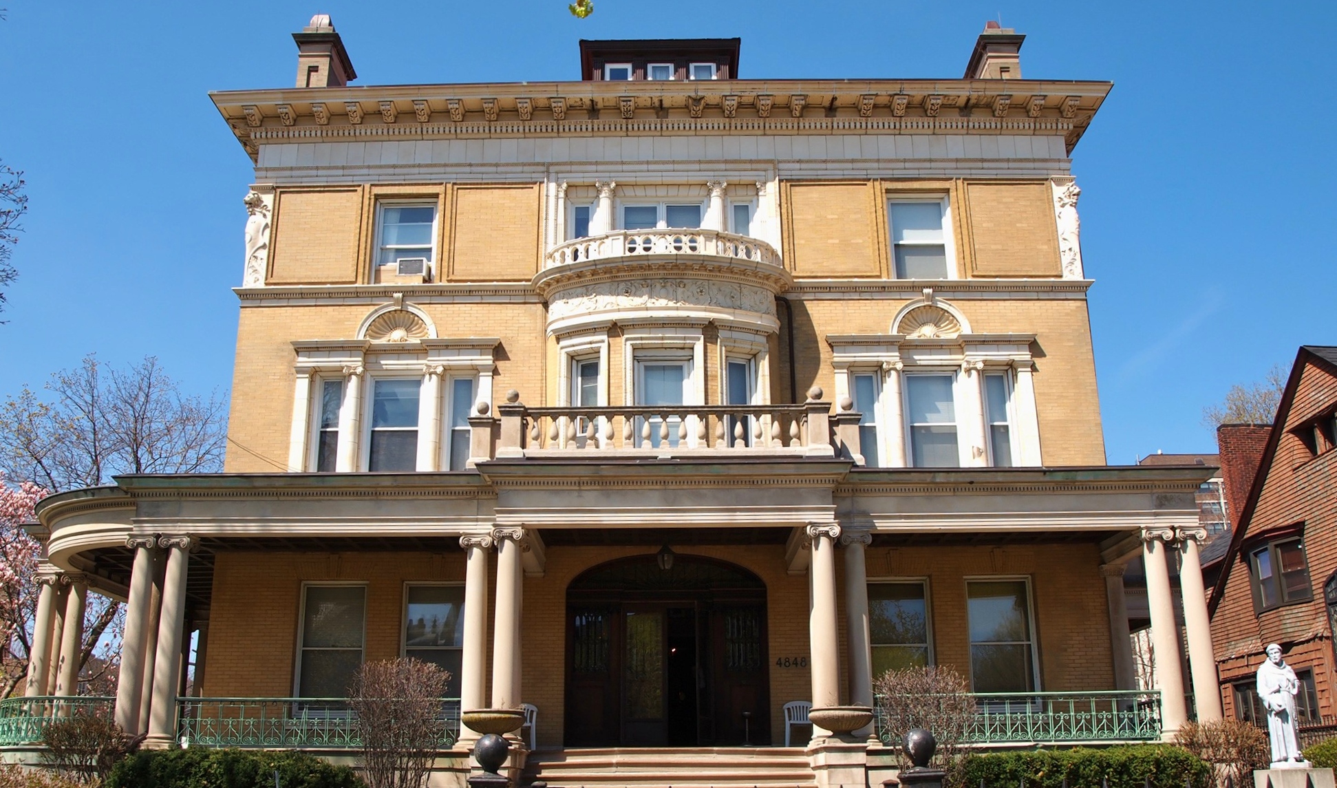 Walking tours