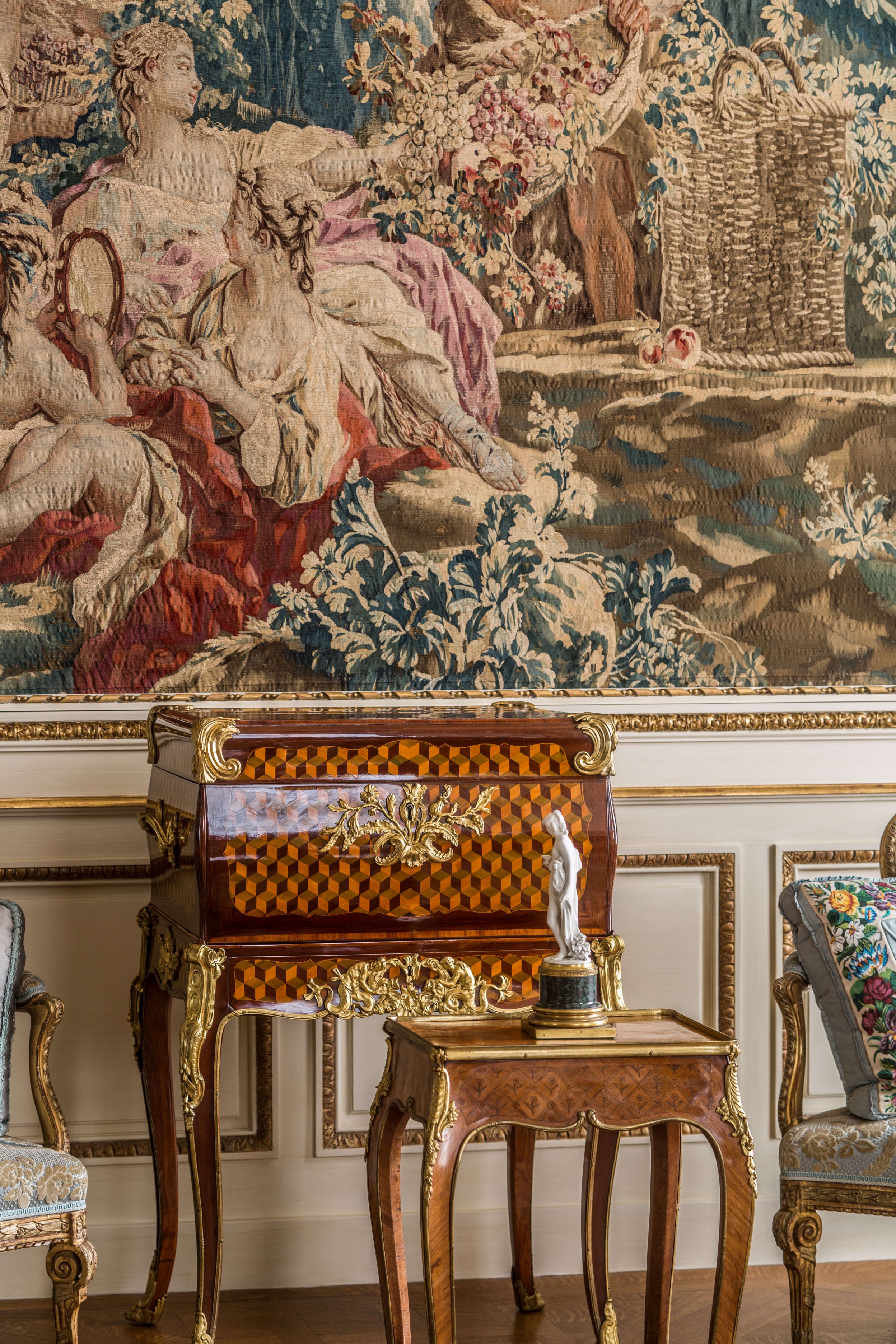 The French drawing room. Photograph courtesy of Erik Kvalsvik.