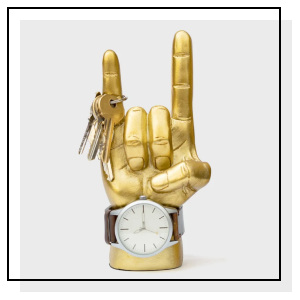 A rock and roll keyholder