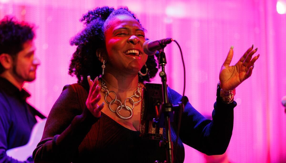 Photo by Sachyn Mital