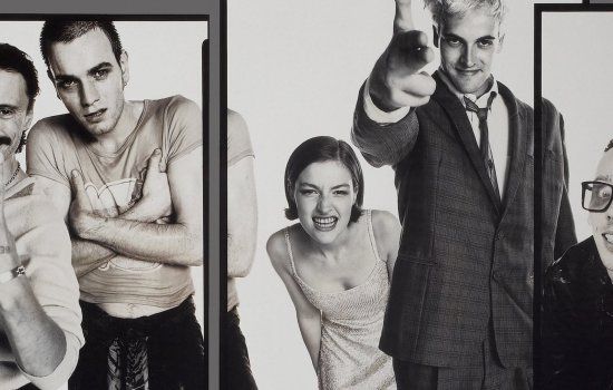 A black and white image of the Trainspotting ensemble posing to the camera
