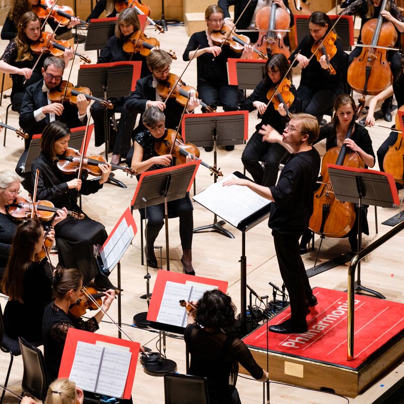 Pekka Kuusisto conducting Philharmonia for Romeo & Juliet Forever