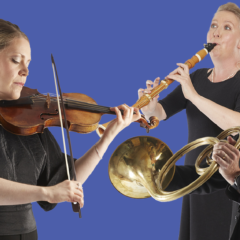 3 musicians play violin, clarinet and horn, superimposed on a blue background