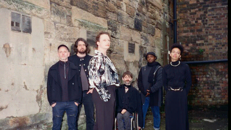 Rolling image of the bank All Men Unto Me Requiem, the cast of Ura Matsuri 2025 and a house from Nara.