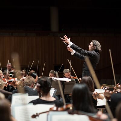 London Philharmonic Orchestra Performing