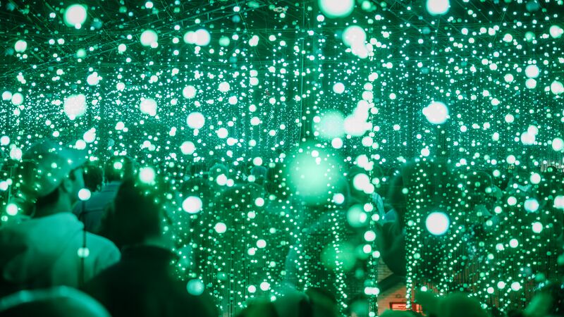 Drops of green lights