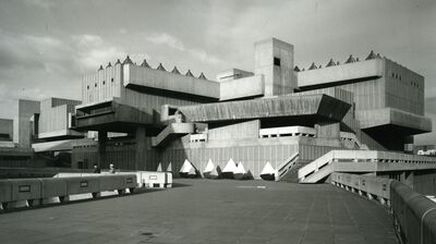 Black and white image of the Southbank Centre showcasing its brutalist architecture.