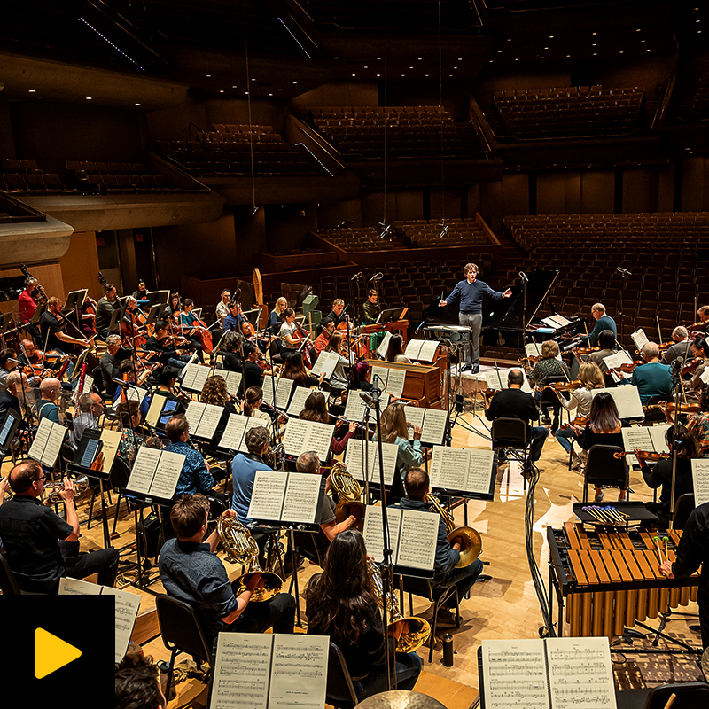 TSO rehearsing Turangalîla on stage