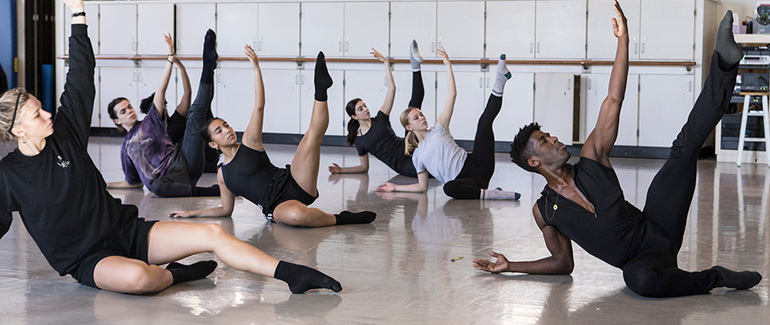 Lloyd Knight from Martha Graham Dance Company teaches UCSB students