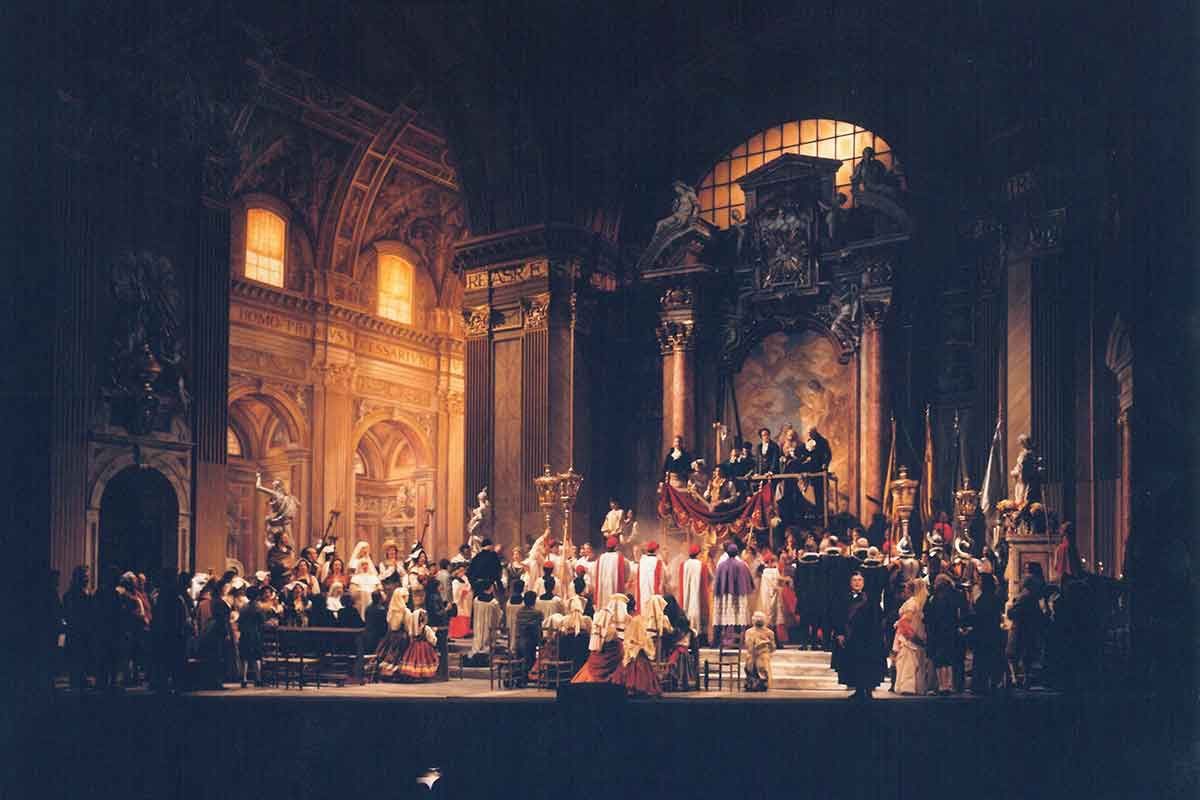 A production photo of Tosca at the Metropolitan Opera
